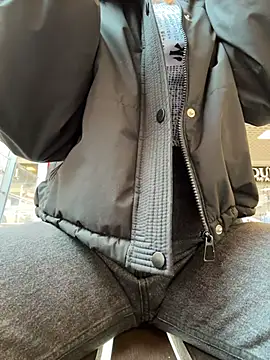 Snapshot of KishaMur chatting on 02.27.26 KishaMur online show from 02.27.26