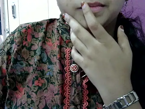 Cute Aliyaa online show from 04.01.26