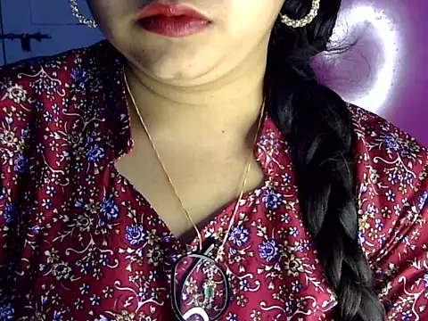 Cute Aliyaa online show from 07.29.26