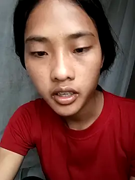 Snapshot of Hoa-tuylip chatting on 05.19.26 Hoa-tuylip online show from 05.19.26