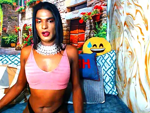 Snapshot of spicybarbie chatting on 02.05.26 spicybarbie online show from 02.05.26