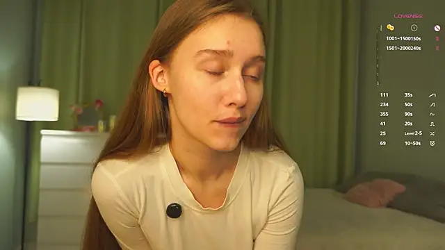 Snapshot of SharaNewbern chatting on 02.16.26 SharaNewbern online show from 02.16.26