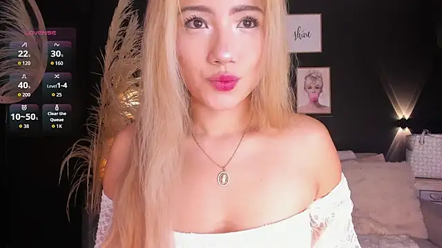 Isa cortes  online show from 05.21.26