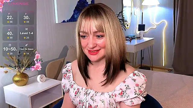 Snapshot of Oliiviaa_ chatting on 02.18.26 Oliiviaa online show from 02.18.26