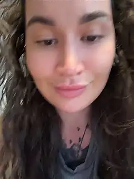 Snapshot of TattooGirlAlia chatting on 06.18.26 TattooGirlAlia online show from 06.18.26