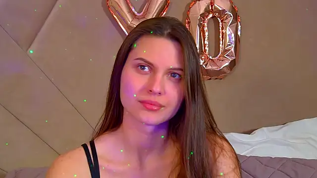 Snapshot of AliceVersal chatting on 02.24.26 AliceVersal online show from 02.24.26