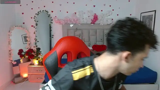 Caius fox online show from 04.05.26