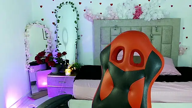 Caius fox online show from 04.12.26