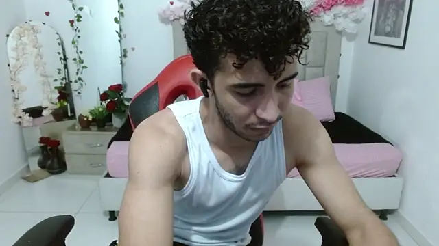 Caius fox online show from 04.18.26