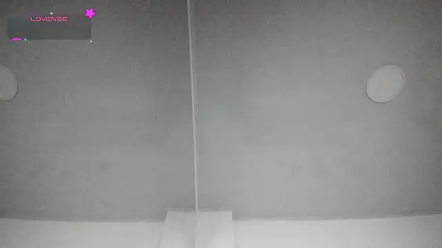 Isabella Moon9 online show from 05.28.26