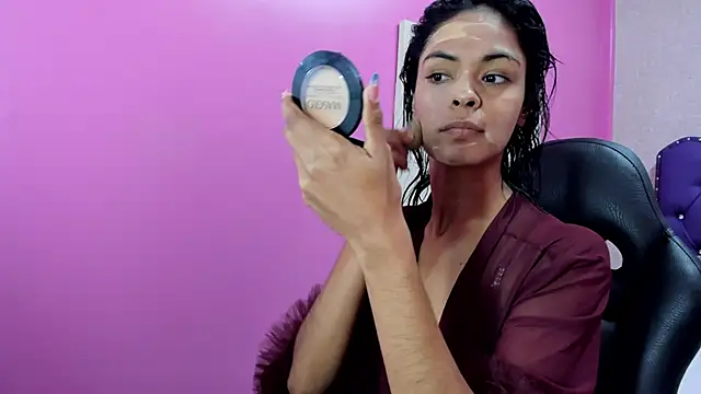 Snapshot of Tiara_Latina chatting on 02.06.26 Tiara Latina online show from 02.06.26