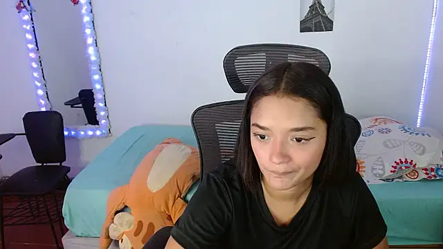 Snapshot of Lolitaa__VIP chatting on 02.03.26 Lolitaa VIP online show from 02.03.26