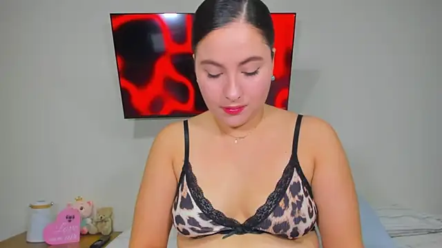 Alessandra 01 online show from 06.23.26