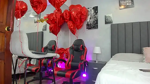 Raphael Nyon online show from 02.26.26