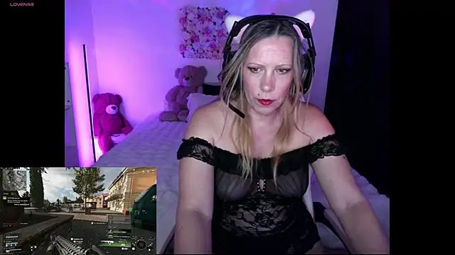 Snapshot of ArchangelTheFrancaise chatting on 04.23.26 ArchangelTheFrancaise online show from 04.23.26