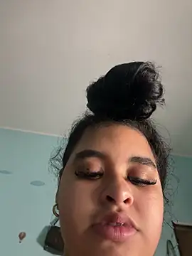 Aloyenita online show from 02.09.26