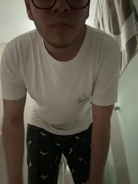 Snapshot of Ateslipanter31 chatting on 03.23.26 Ateslipanter31 online show from 03.23.26