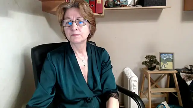 katemodel online show from 04.09.26