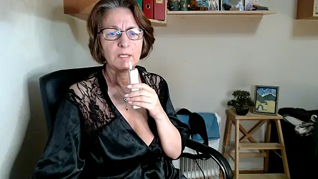 katemodel online show from 07.29.26