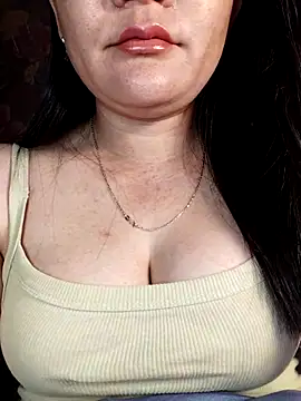 Snapshot of Reina_Fcup01 chatting on 02.20.26 Reina Fcup01 online show from 02.20.26