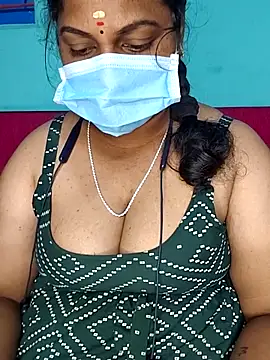 Snapshot of TamilSembaruthi143 chatting on 02.27.26 TamilSembaruthi143 online show from 02.27.26