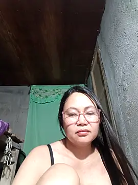 Snapshot of hotpinay_45 chatting on 04.16.26 hotpinay 45 online show from 04.16.26