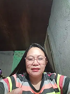 Snapshot of hotpinay_45 chatting on 04.16.26 hotpinay 45 online show from 04.16.26