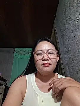 Snapshot of hotpinay_45 chatting on 04.25.26 hotpinay 45 online show from 04.25.26