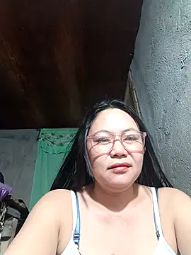 Snapshot of hotpinay_45 chatting on 04.27.26 hotpinay 45 online show from 04.27.26