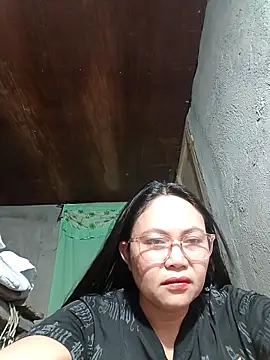 Snapshot of hotpinay_45 chatting on 04.29.26 hotpinay 45 online show from 04.29.26