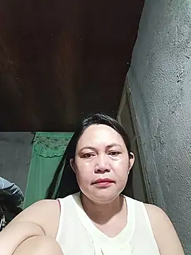 Snapshot of hotpinay_45 chatting on 05.27.26 hotpinay 45 online show from 05.27.26