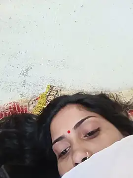 Snapshot of Poojaxx56 chatting on 07.17.26 Poojaxx56 online show from 07.17.26