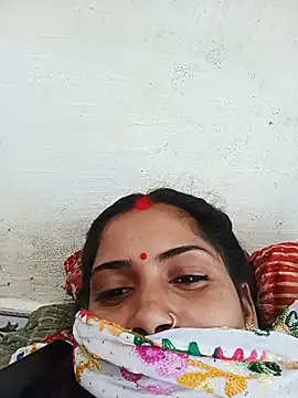 Snapshot of Poojaxx56 chatting on 07.20.26 Poojaxx56 online show from 07.20.26