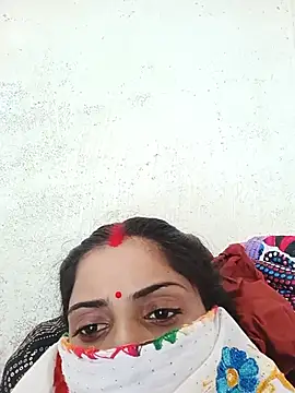 Snapshot of Poojaxx56 chatting on 07.21.26 Poojaxx56 online show from 07.21.26