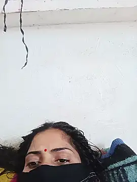 Snapshot of Poojaxx56 chatting on 07.22.26 Poojaxx56 online show from 07.22.26