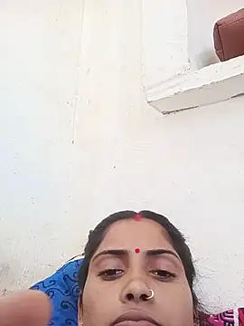 Snapshot of Poojaxx56 chatting on 07.25.26 Poojaxx56 online show from 07.25.26