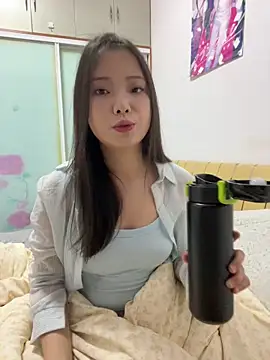 BIGBABYYEYE online show from 02.11.26