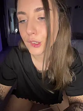 Snapshot of VanessaAnne chatting on 02.15.26 VanessaAnne online show from 02.15.26