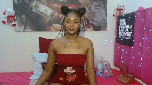 Snapshot of Moreish-06 chatting on 03.31.26 Moreish-06 online show from 03.31.26