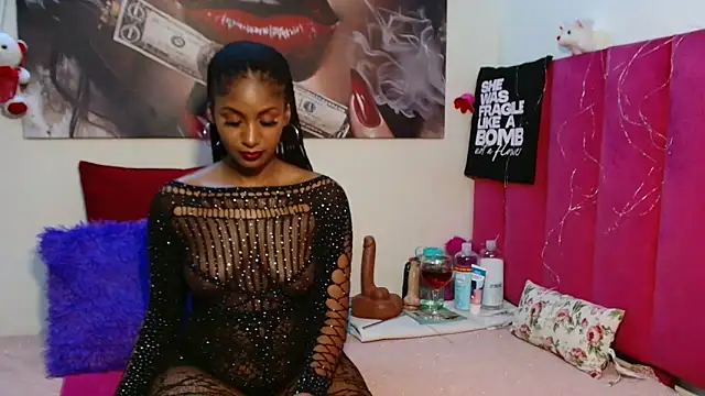 Snapshot of Moreish-06 chatting on 04.04.26 Moreish-06 online show from 04.04.26