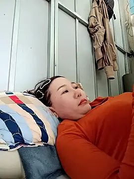 Ana-love2026 online show from 04.15.26