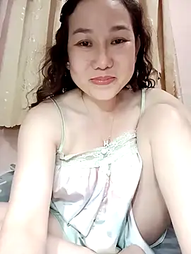 Snapshot of Ana-love2026 chatting on 04.22.26 Ana-love2026 online show from 04.22.26