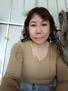 Snapshot of Ana-love2026 chatting on 06.01.26 Ana-love2026 online show from 06.01.26
