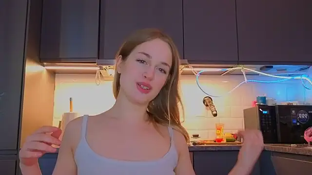 Snapshot of AnneRiver chatting on 03.27.26 AnneRiver online show from 03.27.26