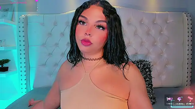 Maia Hotts online show from 06.27.26