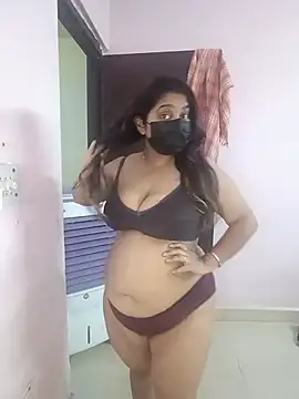 Aliya Hott online show from 06.06.26