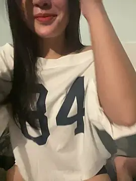 Snapshot of hotgirl-sexy chatting on 02.10.26 hotgirl-sexy online show from 02.10.26