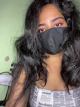 Snapshot of harshali_2012 chatting on 02.13.26 harshali 2012 online show from 02.13.26