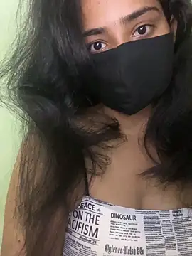 Snapshot of harshali_2012 chatting on 02.18.26 harshali 2012 online show from 02.18.26