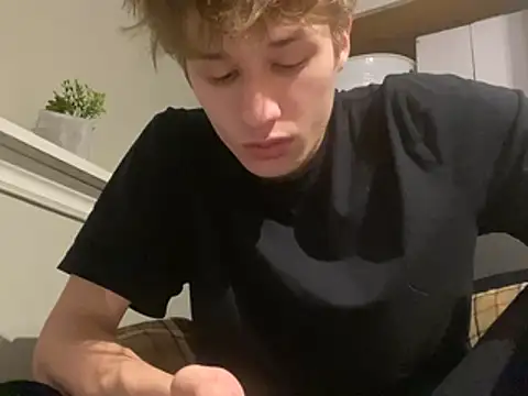 yourwhiteboy1 online show from 06.04.26